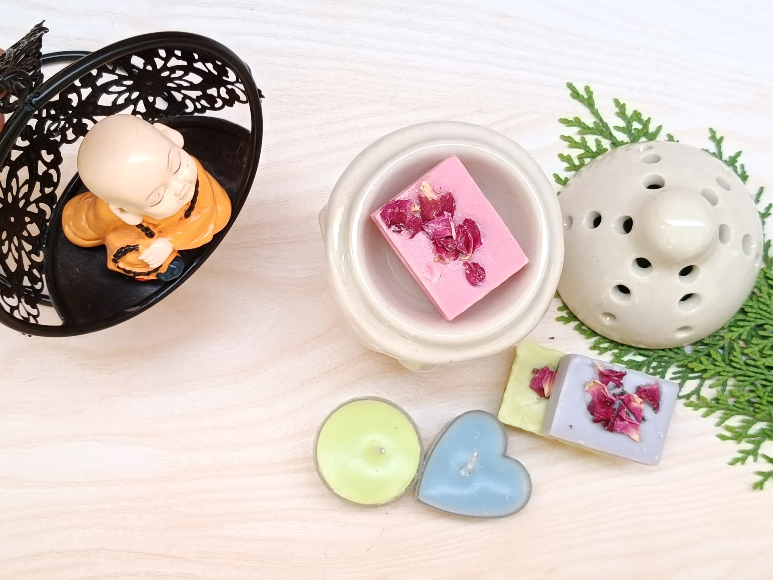 Buddha Ceramic Diffuser (Ceramic Diffuser + 2 Tea lights + 3 Wax melts) - Image 2