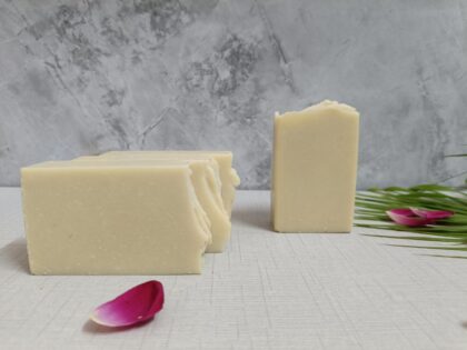 Goat Milk Soap for Deep Moisturization and Anti-Aging