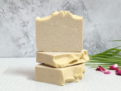 Oats and Honey Soap for Gentle Exfoliation