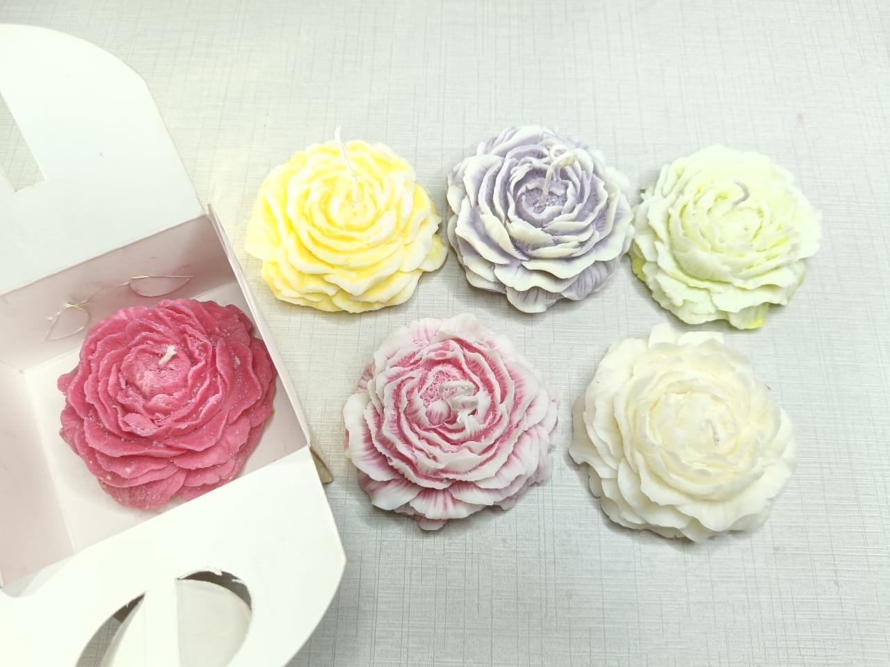 Peony Flower Candle favor, Personalized Scented Candle Gift - Image 4