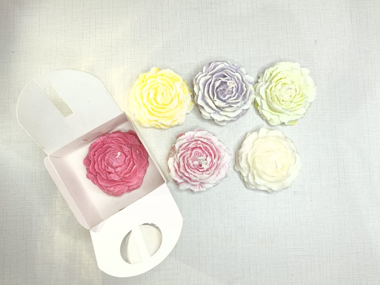 Peony Flower Candle favor, Personalized Scented Candle Gift - Image 2